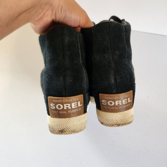Sorel Black Suede Wedge Heel Boots Booties Size 9.5 Waterproof - Picture 4 of 7